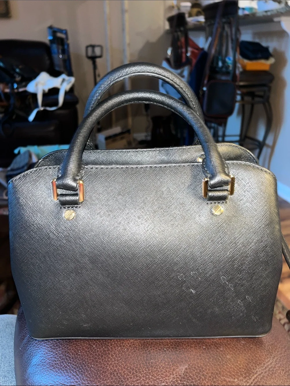 EUC Authentic Michael Kors Small Savannah Handbag.